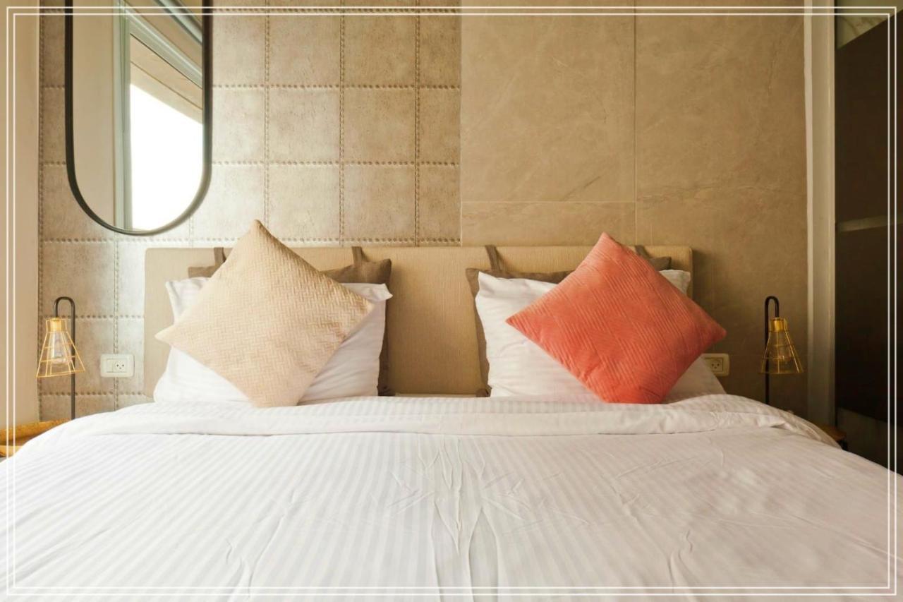 Mash Hotel *
